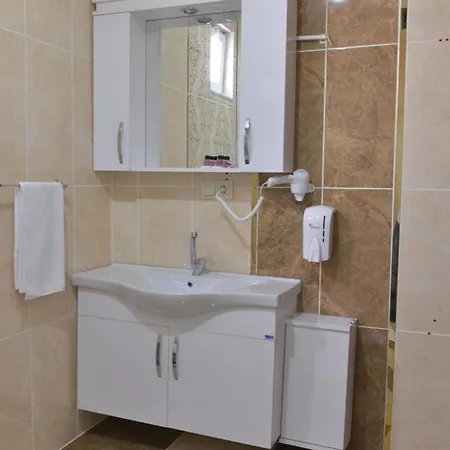 فندق Grand Beyaz Saray 3*